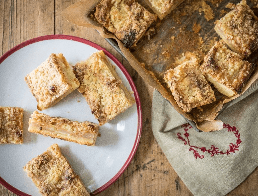 Caramel Apple Crumble Tray Bake Recipe | Carnation