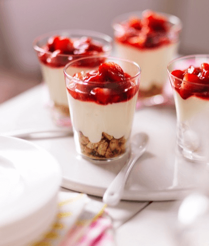 Low Fat Strawberry Cheesecake Pots