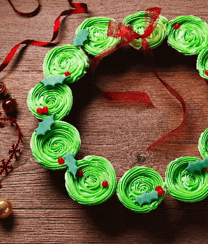 Christmas Wreath Cupcakes