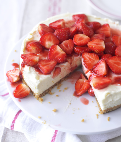 No Bake Strawberry Cheesecake