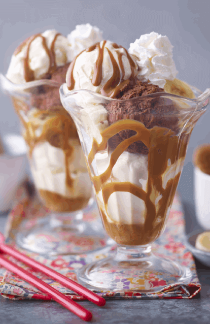 caramel ice cream sundae in glass