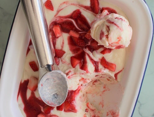 Fat Free Strawberry Frozen Yogurt