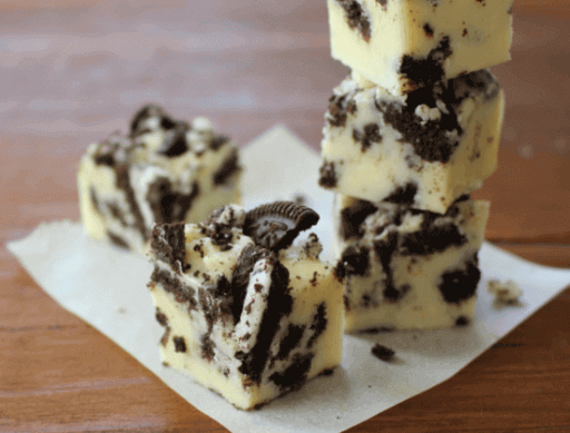 Cookies and Cream White Chocolate Fudge