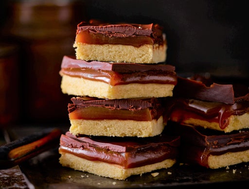 Vegan Salted Caramel Millionaires Shortbread