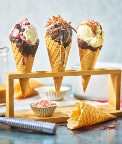 Vanilla Ice Cream - (no churn!)
