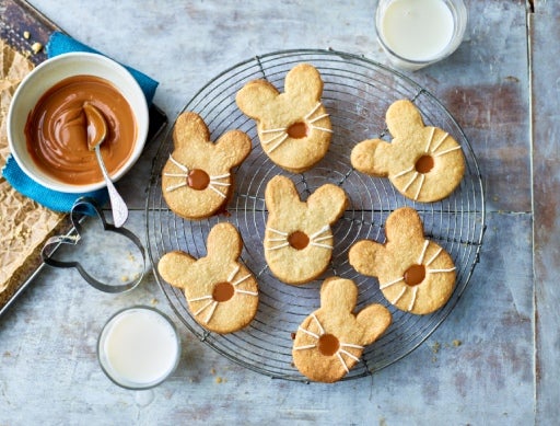 Easter Caramel Bunny Biscuits