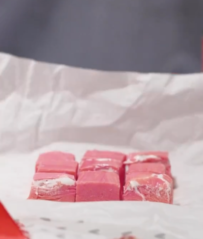 Red velvet fudge 