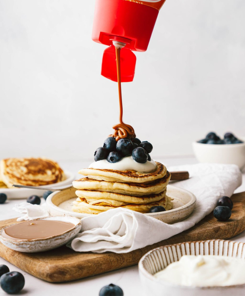 Carnation Drizzle dessert sauce