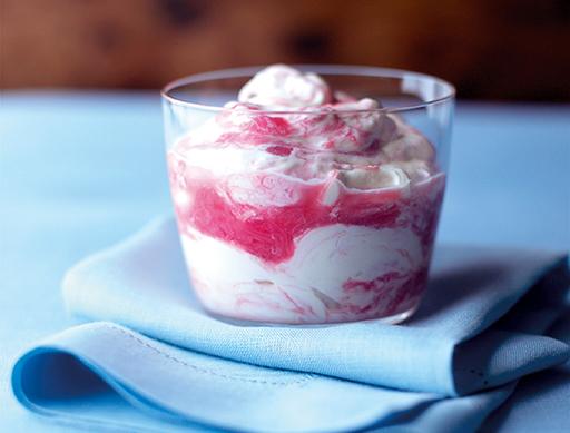 Rhubarb fool