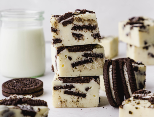 Cookies and Cream White Chocolate Fudge