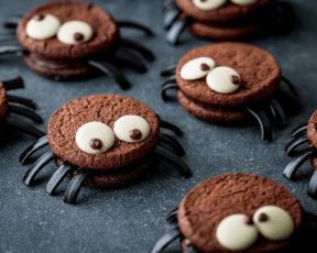 Scary Spider Cookies
