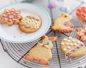 Iced Easter Biscuits