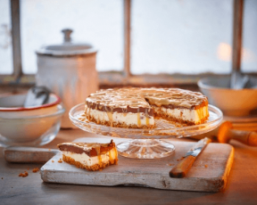 Frozen Peanut Millionaire's Cheesecake