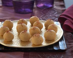 Ginger ladoo