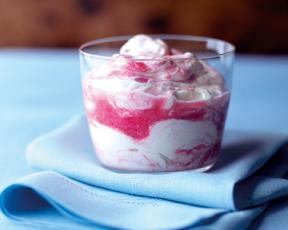 Rhubarb fool