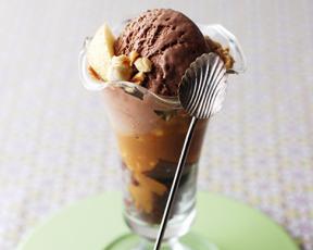 Caramel Knickerbocker Glory Sundae