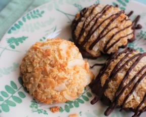 Vegan Coconut Macaroons