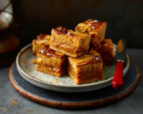 Salted Caramel Blondies