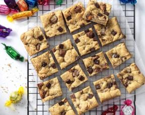 Christmas Chocolate Box Cookie Bar with Quality Street