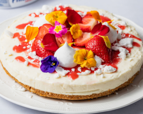 Eton Mess Cheesecake Image