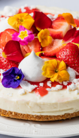 Eton mess cheesecake